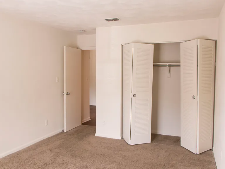 Princeton Circle West Apartments — Photo 144