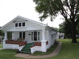 10619 1/2 Felton St, Sugar Creek, MO 64054