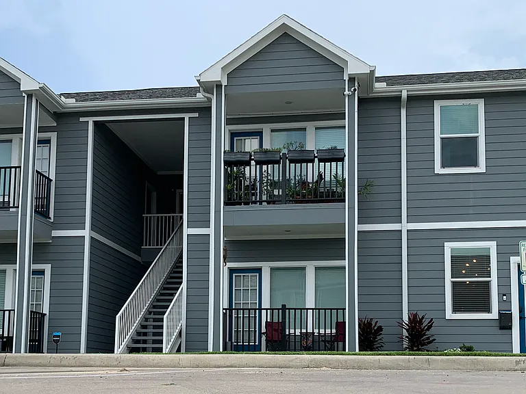 2608 Avenue K St #38 — Photo 41