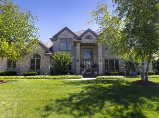3210 Fordham Ct, Brookfield, WI 53005