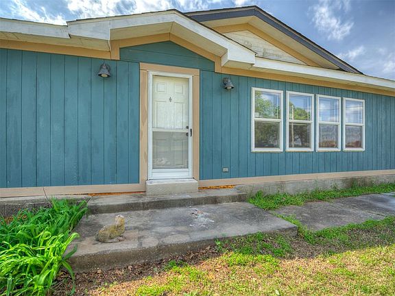 2nd image of 10000 E Maguire Rd