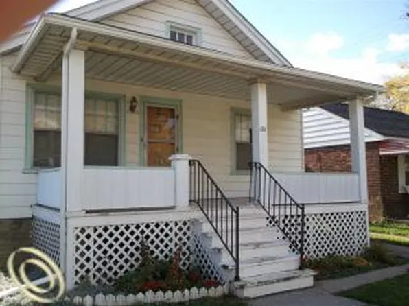 1311 Cicotte Ave, Lincoln Park, MI 48146