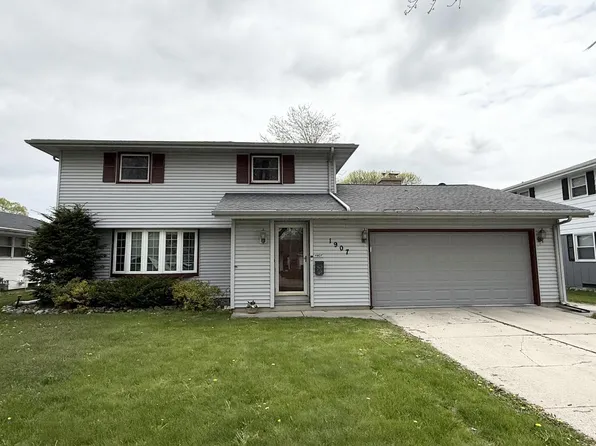 1907 North 27th PLACE, Sheboygan, WI 53081