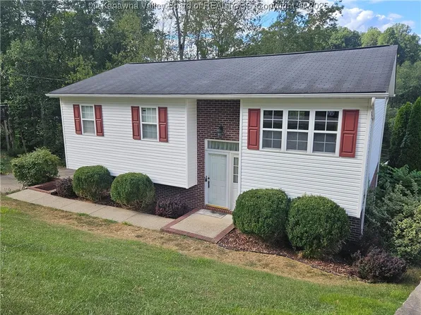 122 Phyllis Dr, Charleston, WV 25302