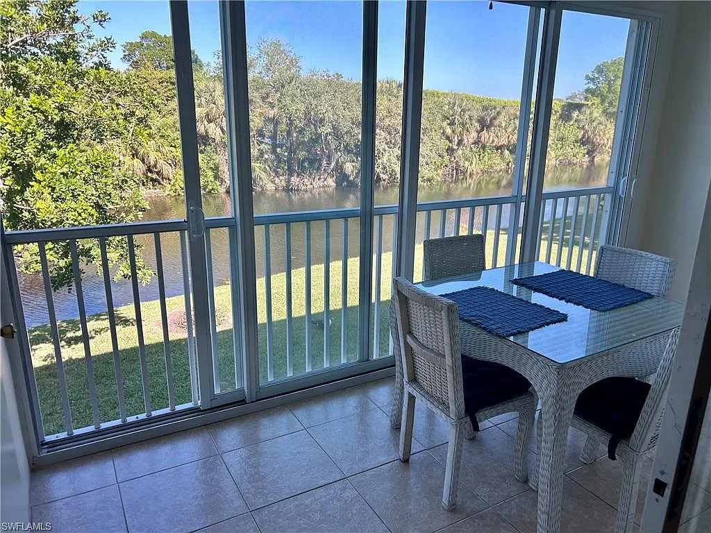 2 bed, 2.0 bath, 1047 sqft, $2,250 — Photo 2