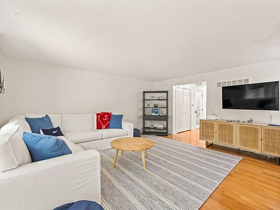 5th image of 217 Falmouthport Drive