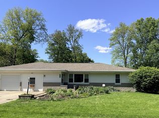 8200 W Lone Beech Dr, Muncie, IN 47304
