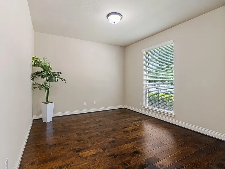138 Meadow Run Dr — Photo 5
