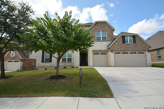 4 bed, 5.0 bath, 4955 sqft, $4,000 — Photo 1