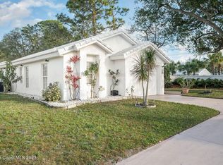 805 Bracken Ter NE, Palm Bay, FL 32905