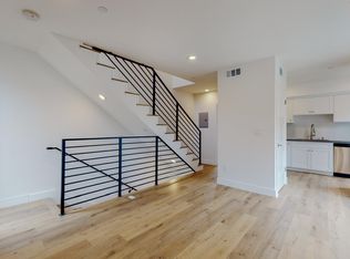 532 N Wilton Pl, Los Angeles, CA 90004