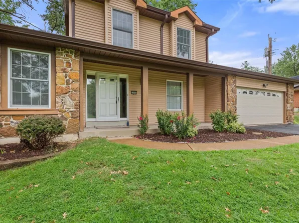 10895 Leebur Dr, Saint Louis, MO 63128