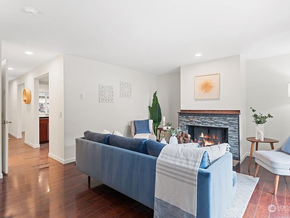 1st image of 4510 176th Street SW #H3