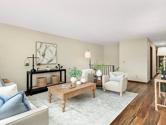 3rd image of 15704 Henna Ct