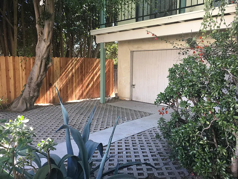 4361 Chase Ave — Photo 22