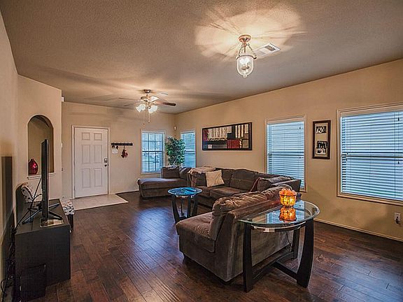 3rd image of 20930 Clay Landing Ln