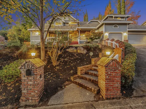 102 Woodview Ct, Folsom, CA 95630