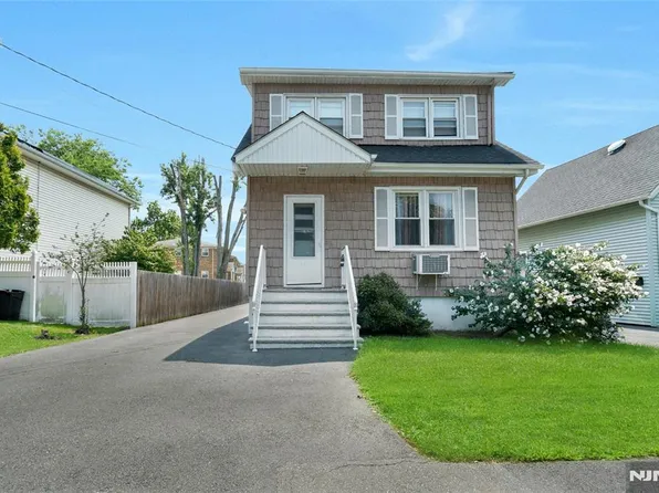 35 Redneck Ave, Little Ferry, NJ 07643