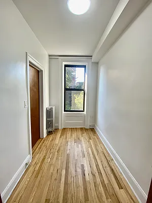 Rented by CMV Realty Inc. | media 29