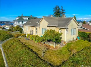 1420 8th St, Anacortes, WA 98221