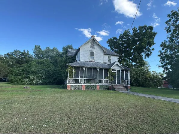 917 2nd St, Pocomoke City, MD 21851