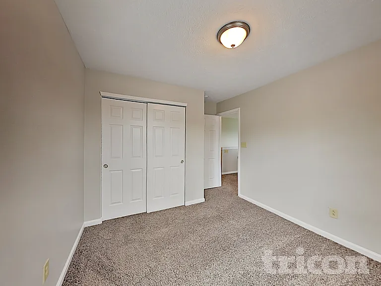 4719 Plantation St — Photo 12
