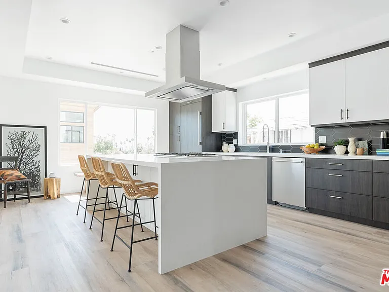 2512 Berkeley Ave — Photo 19