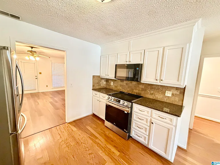 303 Chase Plantation Cir — Photo 4