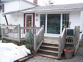 1st image of 908 West Dr