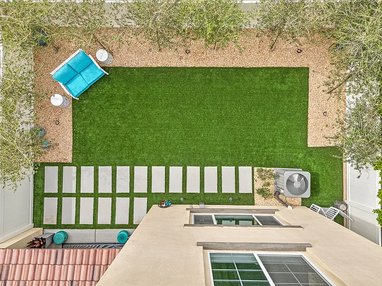 76390 Princeton Way — Photo 35