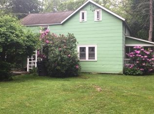 3137 Spruce Cabin Rd, Cresco, PA 18326