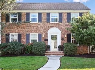 29 Crest Pl, Springfield, NJ 07081