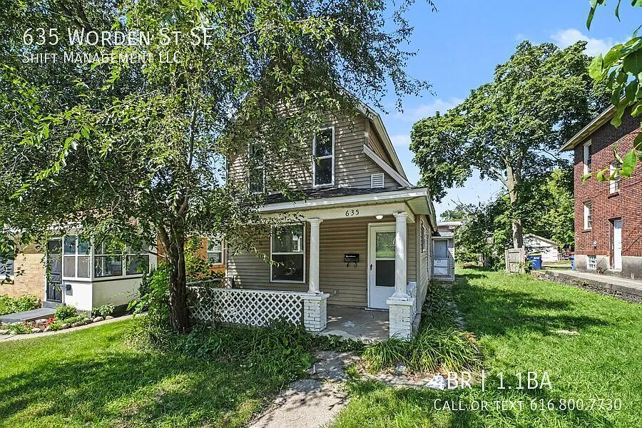 635 Worden - 4 Bedroom — Photo 1