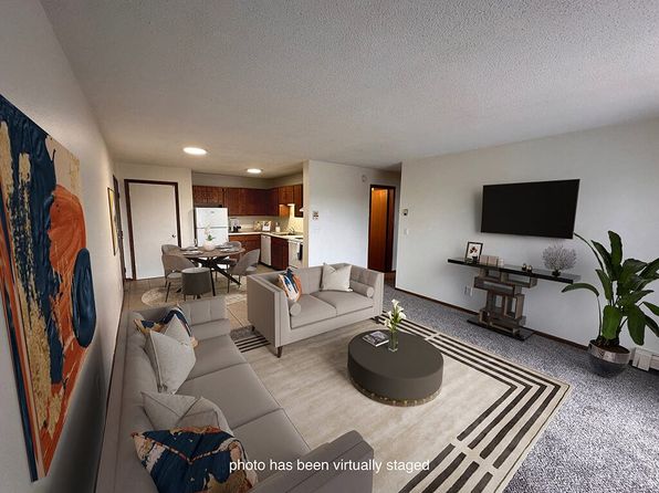 813 7th St S #901-301