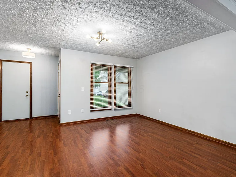 5841 Elmbridge Ln #4-27 — Photo 19