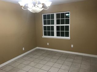 3401 Salinas Ave #B, Laredo, TX 78040