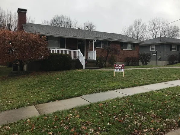4372 Pinecroft Dr, Cincinnati, OH 45211