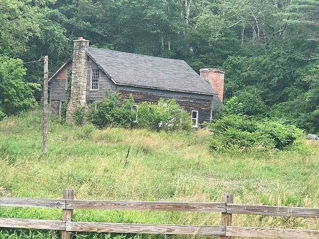 2nd image of 366 Gazza Rd