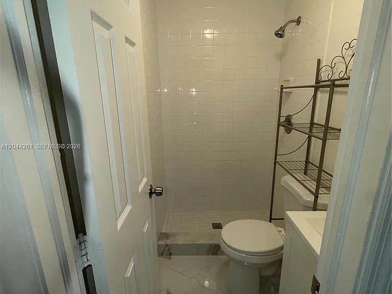 6497 W 8th Ln #6497 — Photo 7