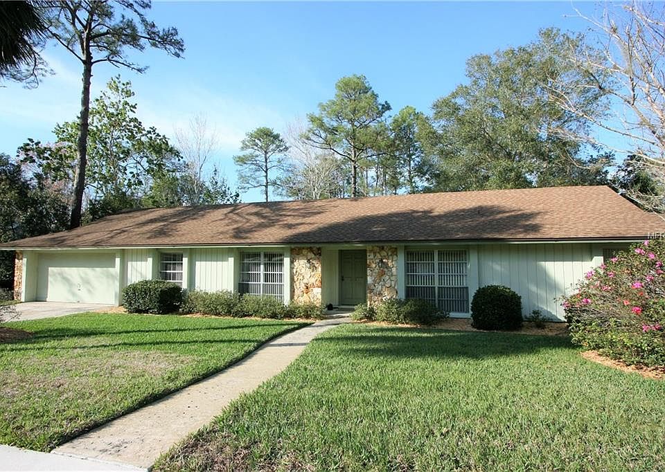 1st image of 213 Hickory Dr