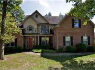 1019 Ridglea Dr, Burns, TN 37029