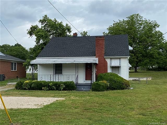 1st image of 1018 W Catawba Ave