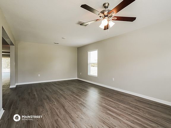 4th image of 3612 NE 9th Ave