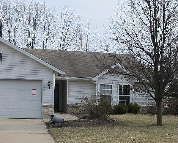 1st image of 250 Clearbrook Dr