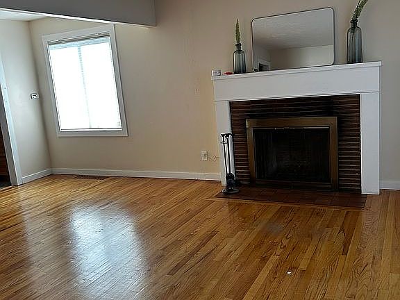2nd image of 4209 SE Flavel St