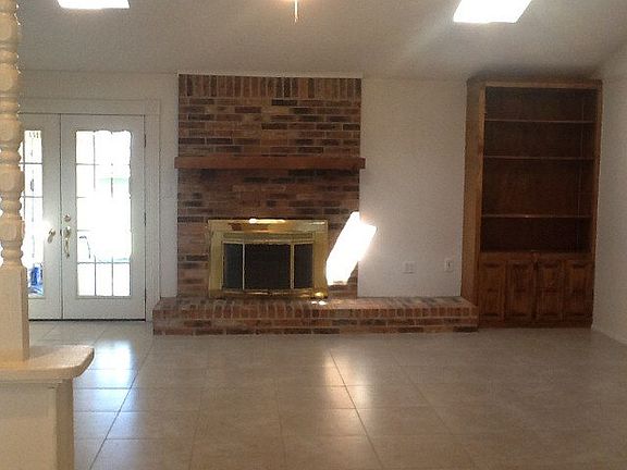 2nd image of 309 Wearden Dr