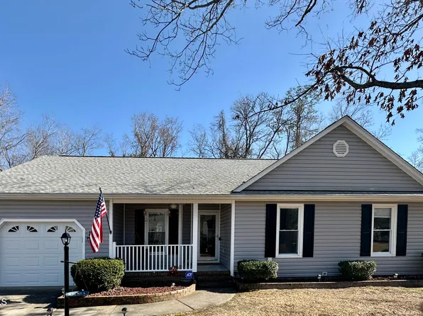 166 Raintree Circle, Jacksonville, NC 28540