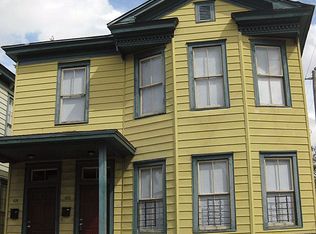 424 E 32nd St, Savannah, GA 31401