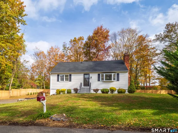 46 Crest Road, Ridgefield, CT 06877