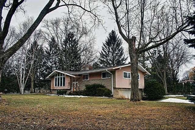 1st image of W226N301 Lexington Dr